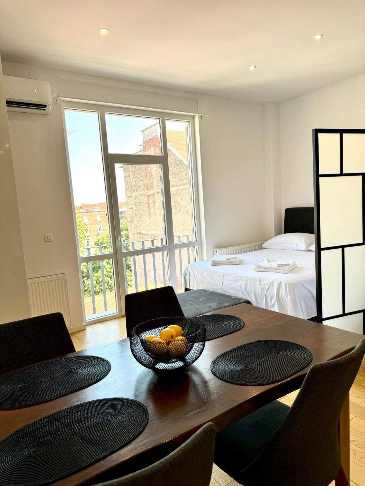 Modern In The Center Of Apartment *